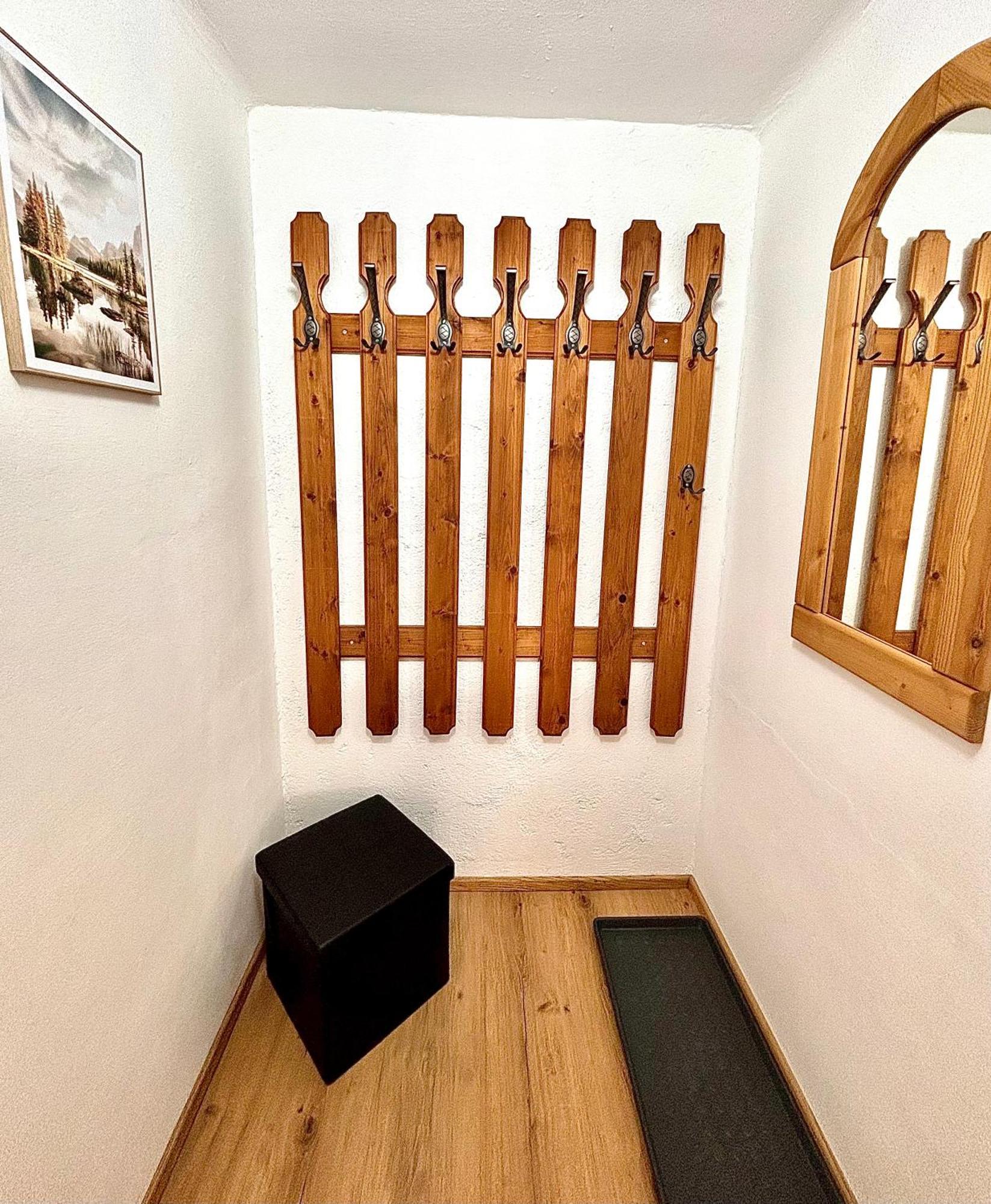 Gaesthaus "Seeblick" Seekirchen am Wallersee Rom bilde