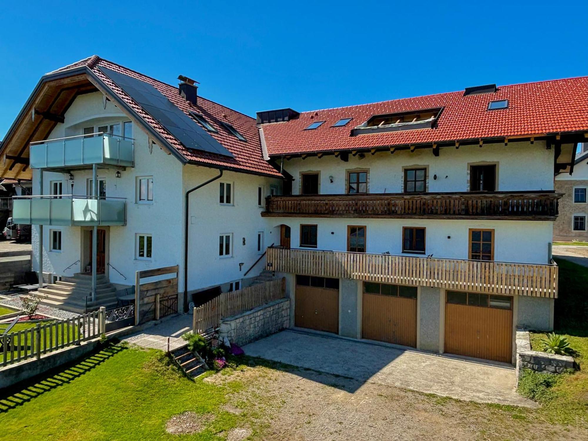 Gaesthaus "Seeblick" Seekirchen am Wallersee Eksteriør bilde