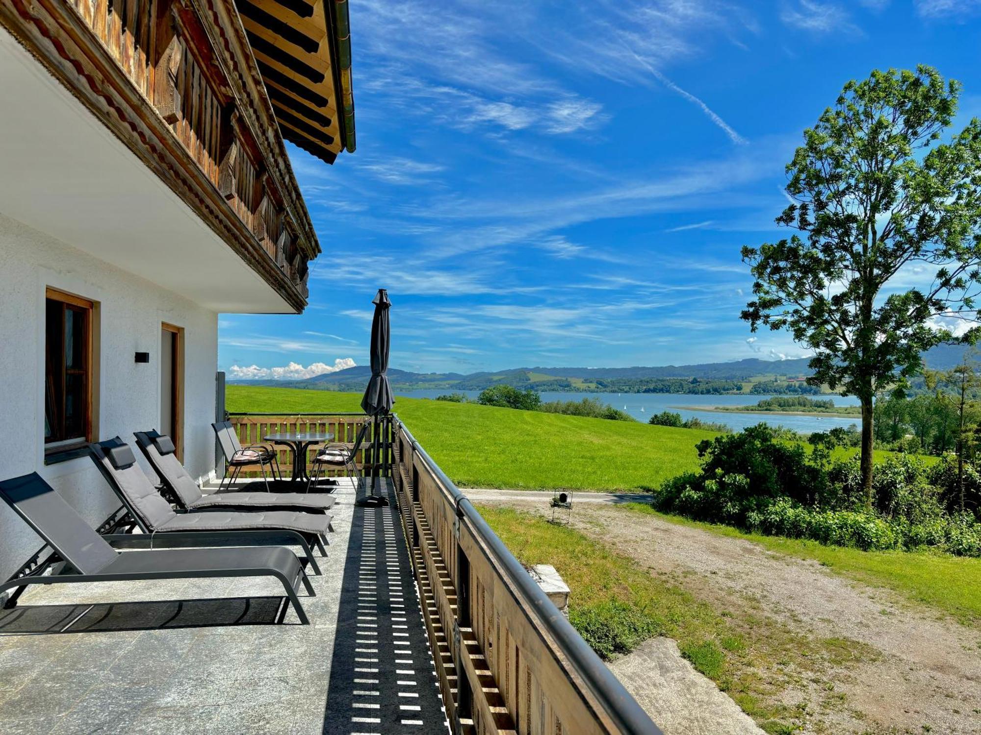 Gaesthaus "Seeblick" Seekirchen am Wallersee Eksteriør bilde